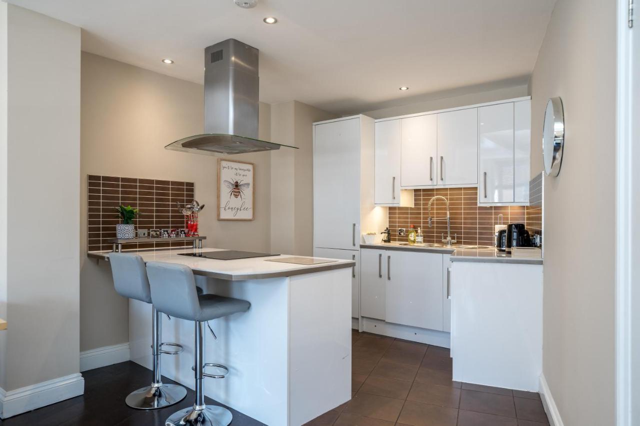 Spacious 2 Bedroom Apartment - Sleeps 6 Okręg wyborczy Hove Zewnętrze zdjęcie